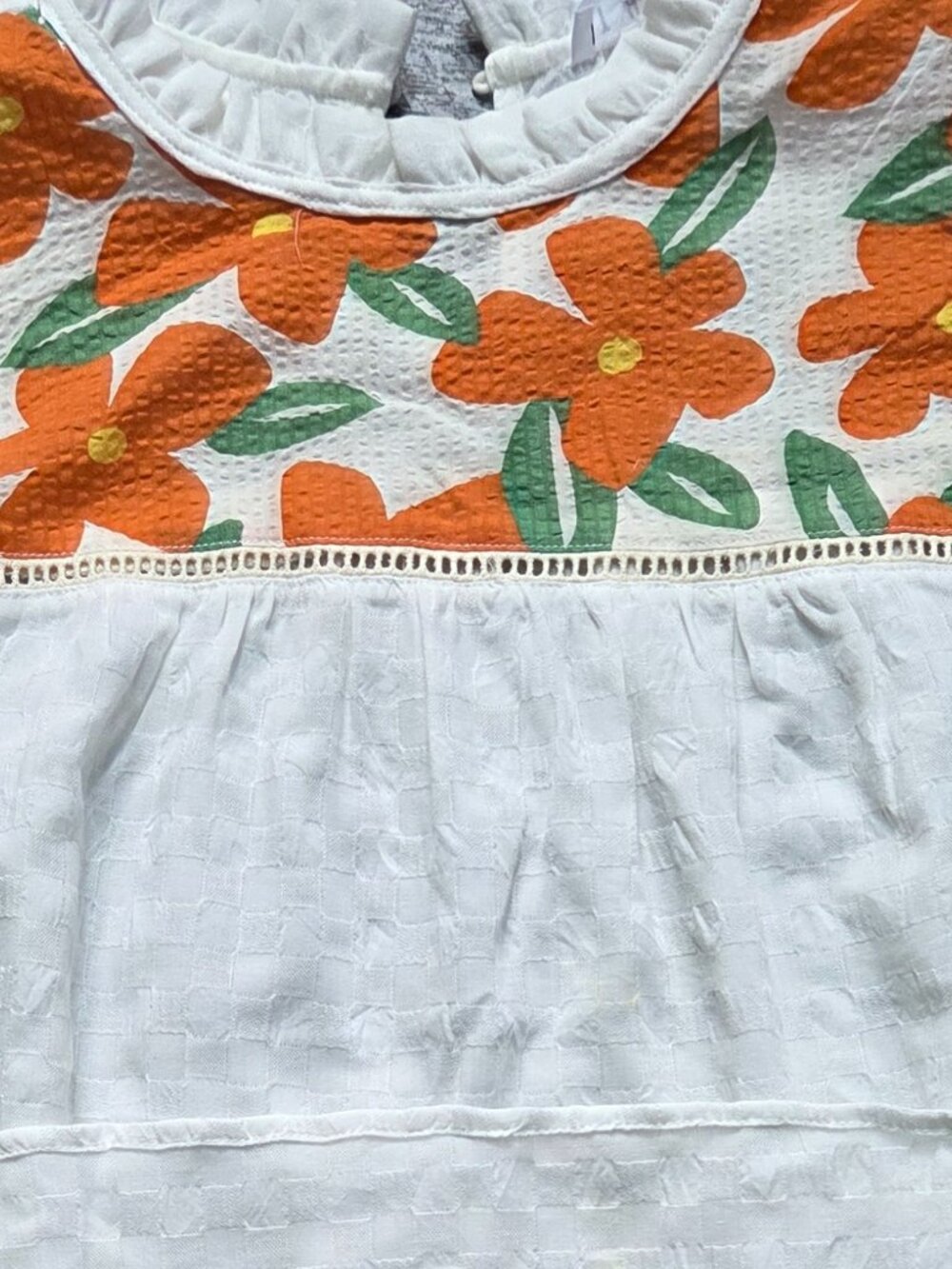 THML White Textured Blouse Orange & Green Yoke Ruffled Flutter Sleeves Sz Med - Picture 4 of 7